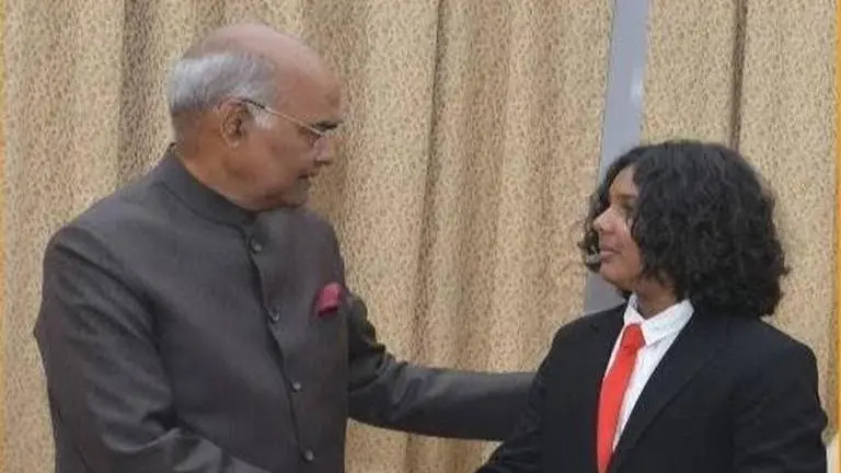 Meet This 13-year-old Who Is Attempting to Climb Antarctica's Tallest Mountain 'Mount Vinson' Meet This 13-year-old Who Is Attempting to Climb Antarctica's Tallest Mountain 'Mount Vinson'