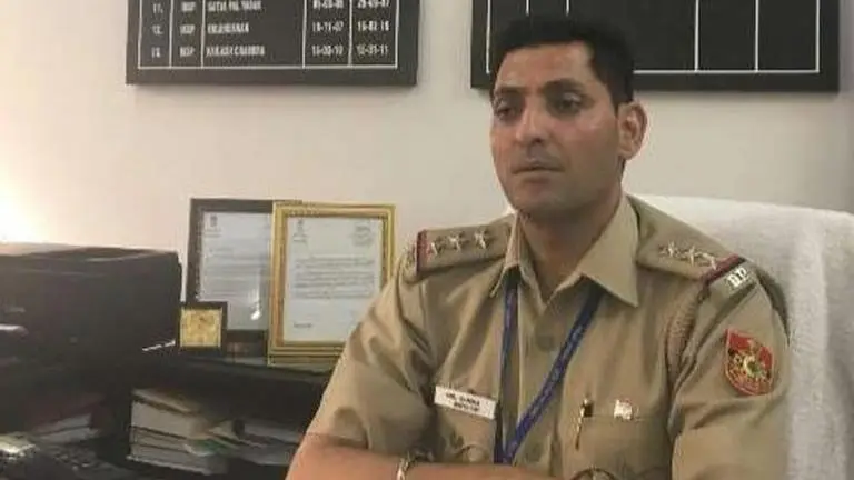 This Delhi Police Officer Has Never Missed A Hearing Of The 'Nirbhaya' Case This Delhi Police Officer Has Never Missed A Hearing Of The 'Nirbhaya' Case