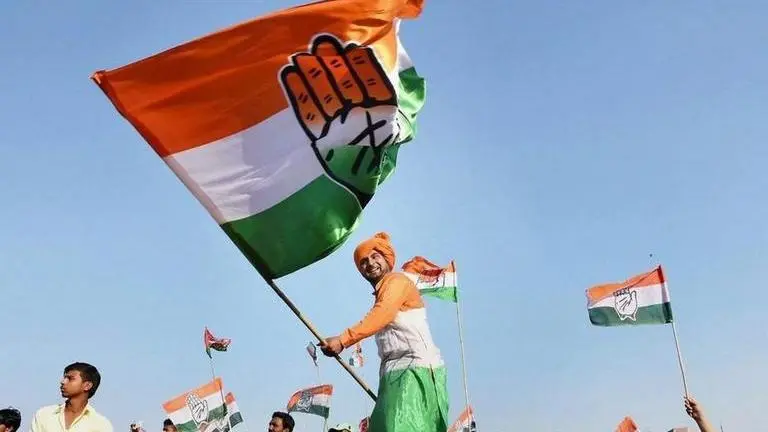 Madhya Pradesh Congress says 'ticket aspirants must have 15,000 likes on their Facebook page, 5000 followers on Twitter'