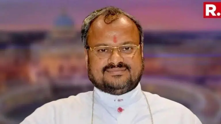 Kerala police files FIR against the missionaries of Jesus under section 228 A for releasing the photo of the victim nun Kerala police files FIR against the missionaries of Jesus under section 228 A for releasing the photo of the victim nun