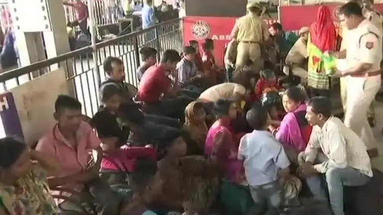 31 Bangladeshi nationals apprehended in Guwahati. Details here 31 Bangladeshi nationals apprehended in Guwahati. Details here