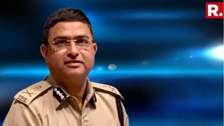 CBI opposes Rakesh Asthana's plea to quash FIR registered against him and his team members