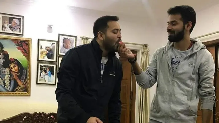 Rabri Devi spells out her expectations for Tejashwi-Tej Pratap as brothers put up united front for birthday celebration Rabri Devi spells out her expectations for Tejashwi-Tej Pratap as brothers put up united front for birthday celebration