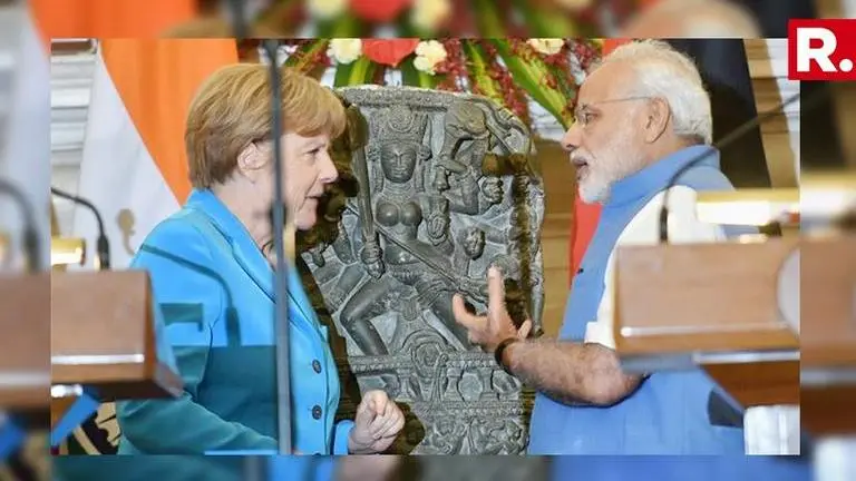 SHOCKING: 10,000 major artworks, stolen from India every decade, claims expert SHOCKING: 10,000 major artworks, stolen from India every decade, claims expert