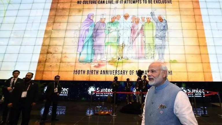 PM Modi in Singapore: From informal breakfast to East Asia Summit Plenary, here's PM Modi's full schedule of day two in Singapore PM Modi in Singapore: From informal breakfast to East Asia Summit Plenary, here's PM Modi's full schedule of day two in Singapore