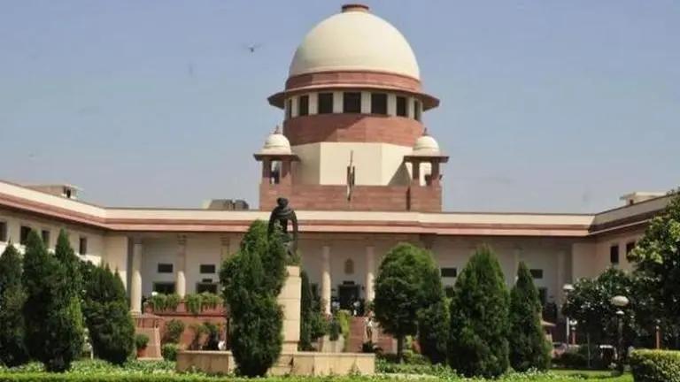 Supreme Court refuses to entertain fresh plea against Article 370 Supreme Court refuses to entertain fresh plea against Article 370
