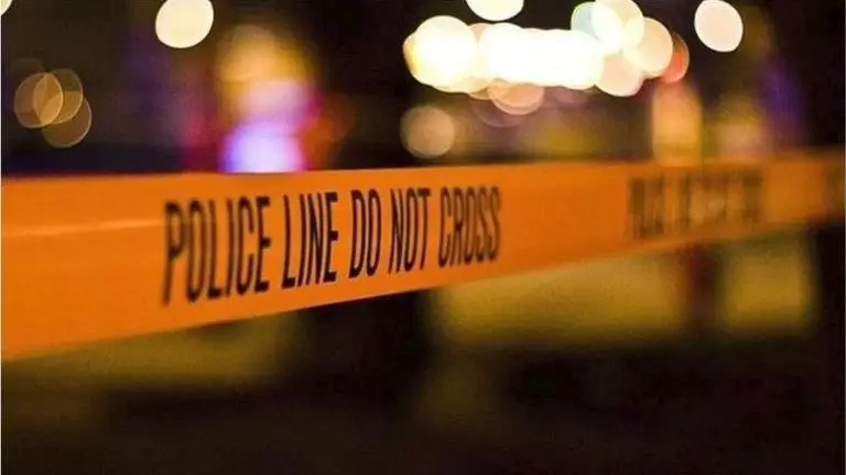 News anchor falls to death from fourth floor Noida apartment, family suspects foul play News anchor falls to death from fourth floor Noida apartment, family suspects foul play