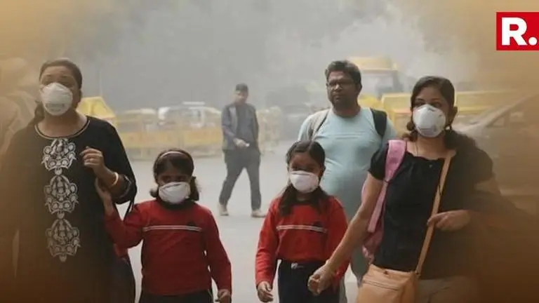 After Delhi approaches worst ever air quality, CPCB recommends industries, construction activities to be shut down for two days