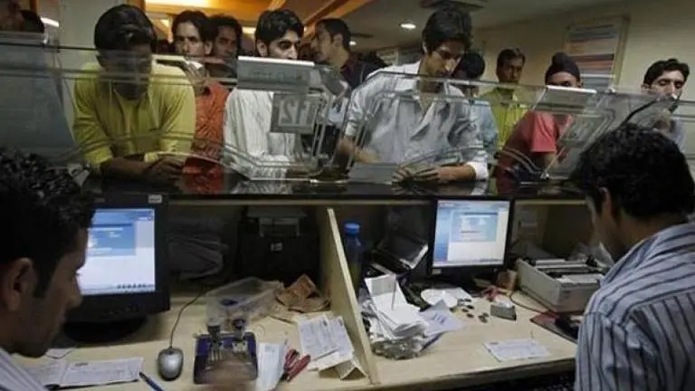 Here's why 10 lakh bank employees are on strike, for a second time in as many weeks Here's why 10 lakh bank employees are on strike, for a second time in as many weeks