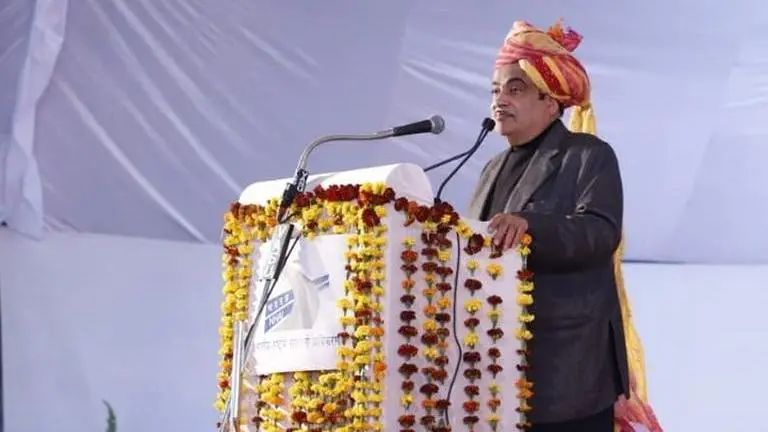 Union Minister Nitin Gadkari inaugurates, lays foundation stones for road projects worth Rs 6,000 crore in Jodhpur Union Minister Nitin Gadkari inaugurates, lays foundation stones for road projects worth Rs 6,000 crore in Jodhpur