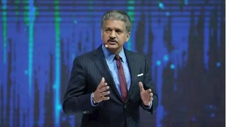 Husbands all over are relating to Anand Mahindra’s latest tweet on ‘delicious roasted husband’, here's his message for his wife Husbands all over are relating to Anand Mahindra’s latest tweet on ‘delicious roasted husband’, here's his message for his wife