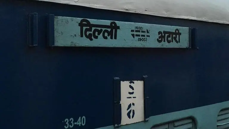 Indian Railways confirms Samjhauta Express to run between Delhi and Attari as per schedule even as Pakistan suspends services of the train Indian Railways confirms Samjhauta Express to run between Delhi and Attari as per schedule even as Pakistan suspends services of the train