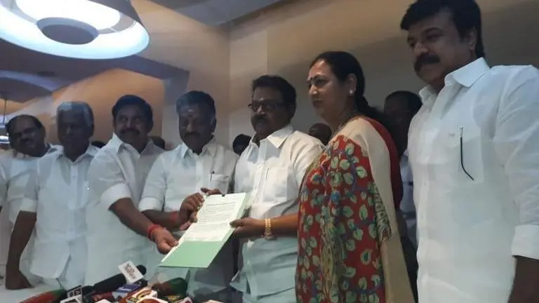 Lok Sabha elections 2019: DMDK seals pact with BJP-AIADMK alliance in Tamil Nadu, gets four seats Lok Sabha elections 2019: DMDK seals pact with BJP-AIADMK alliance in Tamil Nadu, gets four seats