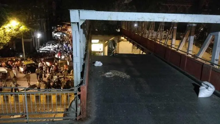 Here's all you need to know about the footover bridge collapse near CSMT station in Mumbai