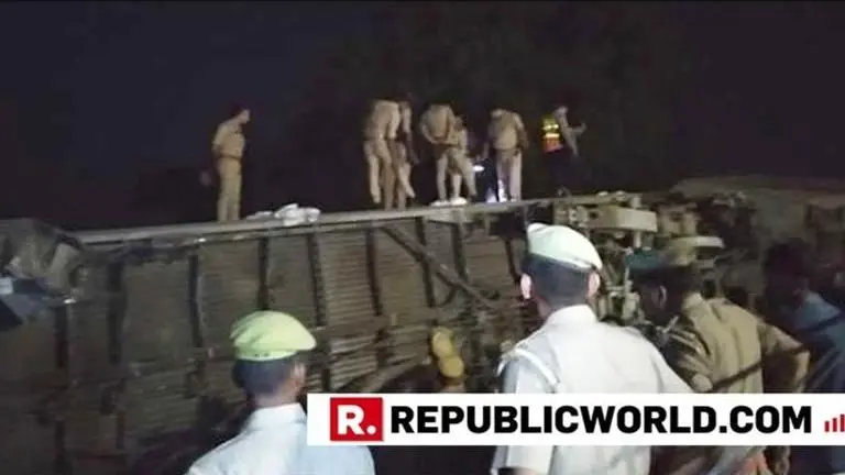 Twelve coaches of Howrah-New Delhi Poorva Express derail near Kanpur on early hours of Saturday Twelve coaches of Howrah-New Delhi Poorva Express derail near Kanpur on early hours of Saturday