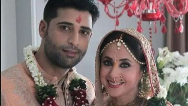 IN PICS | While Urmila Matondkar's sweet picture with husband Mohsin reminds Netizens of 'Hamara Bajaj' ad, the actress gets trolled for 'not strapping the helmet'