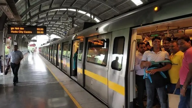 Delhi Metro charges ahead, becomes country-wide rail pioneer by utilising power from a waste-to-energy plant