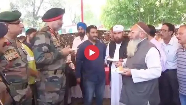 WATCH: "Because you are at the border, our kids are safe at home": Chinar Corps Jawans hailed at Eid Milan event in Kashmir WATCH: "Because you are at the border, our kids are safe at home": Chinar Corps Jawans hailed at Eid Milan event in Kashmir