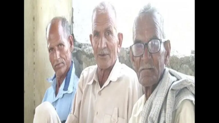 Jammu and Kashmir: People residing in areas adjoining International Border thank Centre for approving reservation bill