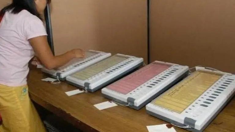 Latest inspections find EVM components missing from safe rooms in few MP districts Latest inspections find EVM components missing from safe rooms in few MP districts