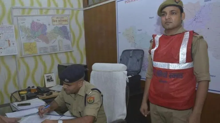 Anti-Romeo squads to issue "red cards" to those harassing women Anti-Romeo squads to issue "red cards" to those harassing women