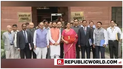 Union Budget 2019: No Briefcase for Nirmala Sitharaman, Finance Minister uses Red folio ahead of her maiden budget speech Union Budget 2019: No Briefcase for Nirmala Sitharaman, Finance Minister uses Red folio ahead of her maiden budget speech