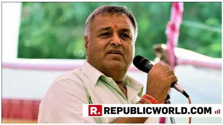 Ex-BJP MP Dinu Solanki, 6 others guilty of killing RTI activist Ex-BJP MP Dinu Solanki, 6 others guilty of killing RTI activist