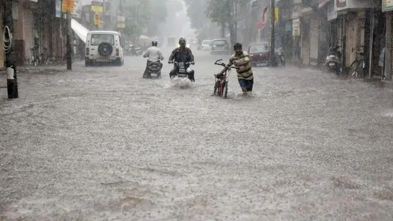 Vadodara Floods Update: Rainfall forecast to subside, relief efforts underway Vadodara Floods Update: Rainfall forecast to subside, relief efforts underway
