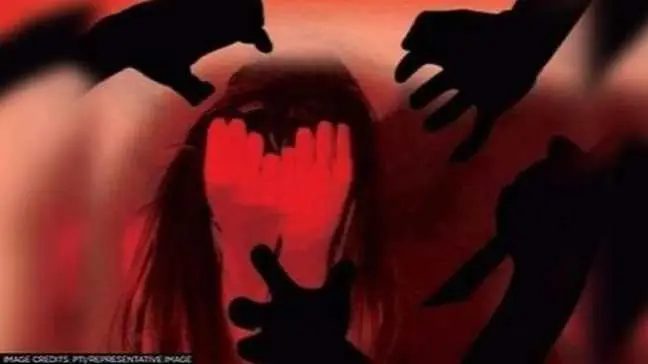 History of 16th December Girl raped in a moving bus