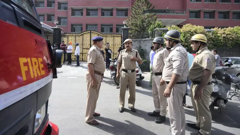 Bomb Threat to Delhi School