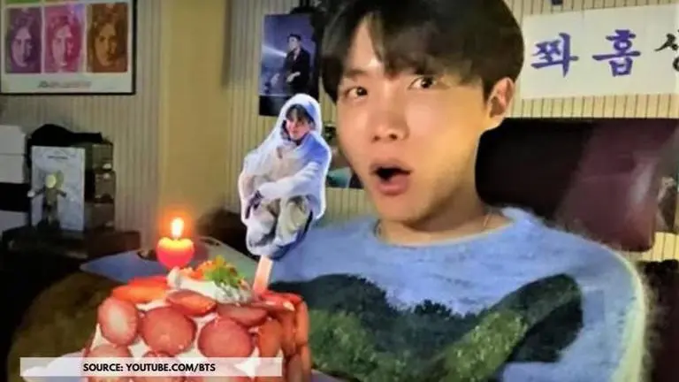 BTS' J-Hope breaks the internet as VLive, Weverse crash on his birthday live-stream; Read BTS