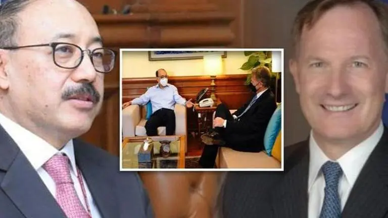 Foreign Secy Shringla meets US Envoy; discusses joint-efforts to combat COVID-19 crisis Harsh Vardhan Shringla