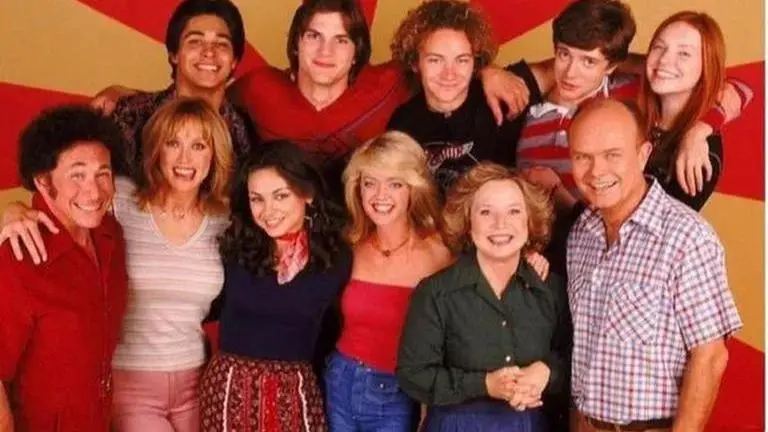 'That '70s Show's cast Ashton Kutcher, Mila Kunis & more to guest star in 'That '90s Show' That 70s Show