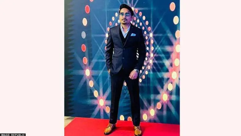 Ajeet Joshi: The famous astrologer who can help you achieve your Bollywood dreams Ajeet Joshi has become an indispensable guide for many seeking divine guidance in the Cinematic world