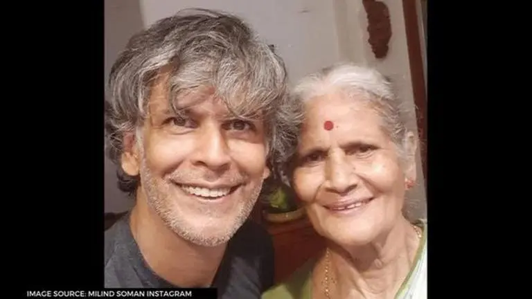 Milind Soman's jumping rope session with mother Usha Soman is inspiring; Watch video Milind Soman