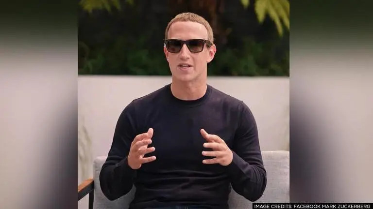 Facebook partners with EssilorLuxottica to release 'smart glasses' | Here are the specs Facebook