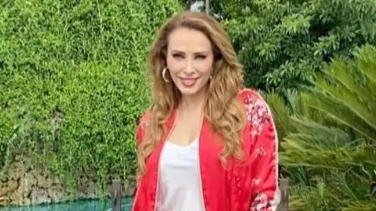 Iulia Vantur is asked to choose between Salman, Arbaaz and Sohail; see her witty response Iulia Vantur