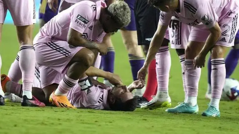 'He has refs in his pocket': Netizens not happy with Lionel Messi not getting red carded Lionel Messi