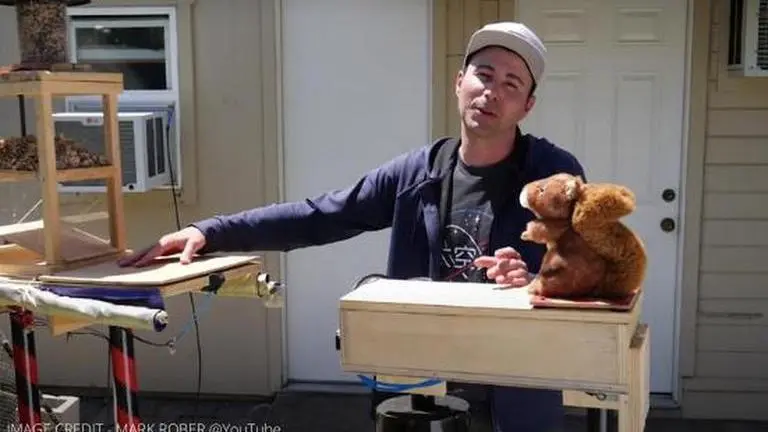 This squirrel obstacle course of Ex-NASA engineer is the most amusing thing online, watch nasa engineer squirrel obstacle course