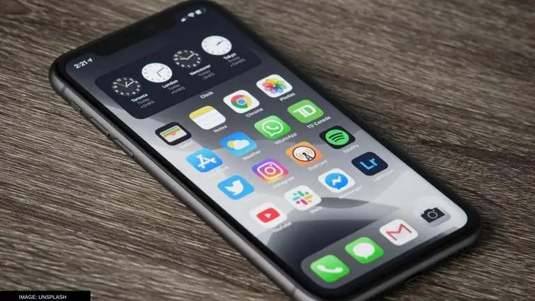 Apple releases iOS 15.6 and iPadOS 15.6 with security fixes and general improvements Apple releases iOS 15.6 and iPadOS 15.6 with security fixes and general improvements