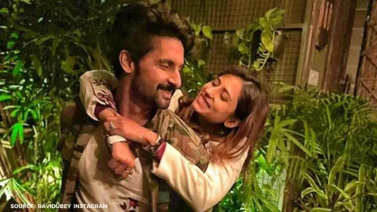 Ravi Dubey's latest pictures remind wife Sargun Mehta of Rajesh Khanna Ravi Dubey