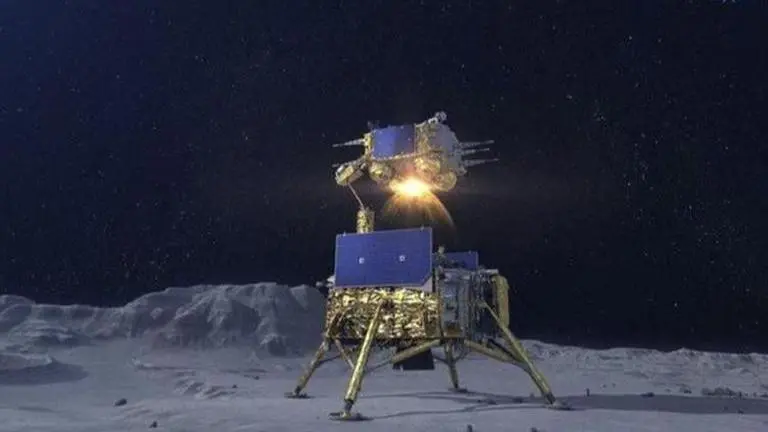 Chinese capsule Chang'e-5 carrying lunar regolith leaves moon orbit for Earth