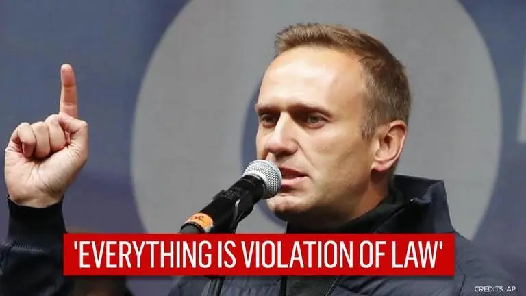Kremlin critic Alexei Navalny to remain in detention, Russian court rules Kremlin