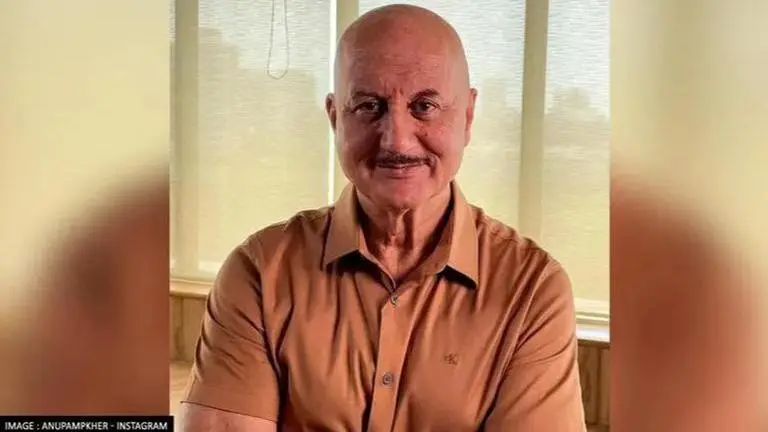Anupam Kher begins with his landmark 525th project, asks fans to suggest movie's title Anupam Kher