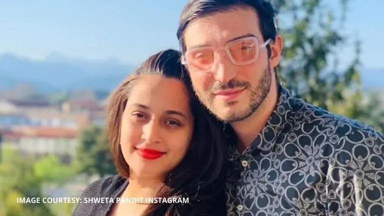Shweta Pandit & Ivano Fucci blessed with a baby girl amid Coronavirus crisis in Italy shweta pandit