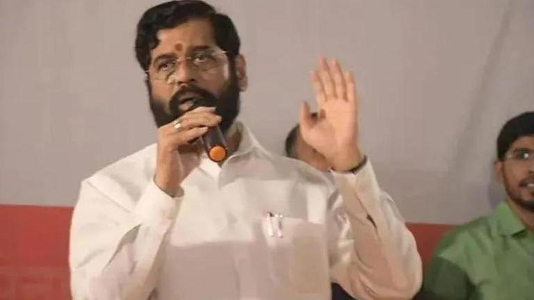 Maharashtra CM Eknath Shinde Arrives In Delhi, Targets Uddhav Thackeray ...