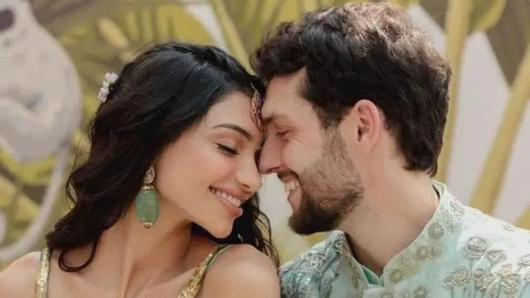 Alanna Panday mehendi ceremony: A glimpse of the couple from pre-wedding festivities Alanna Panday