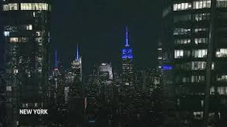 New York skyline lit up in 9/11 tribute
