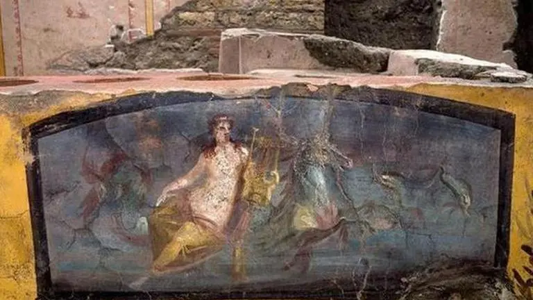 Pompeii: Researcher unearth frescoed thermopolium with ornate snack bar | Read