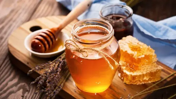 Local honey to leafy greens, foods that help you fight seasonal allergies Seasonal foods